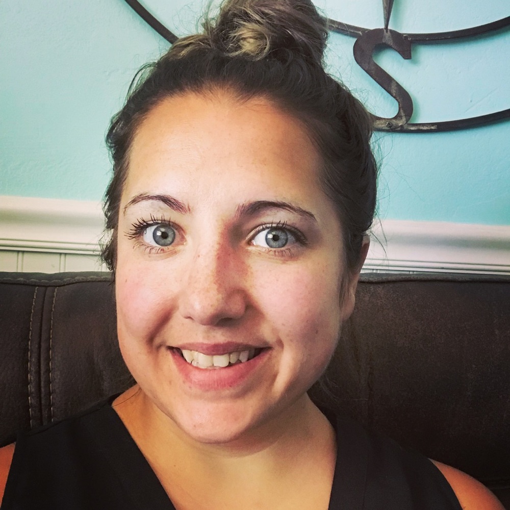 Meet your Posher, Dominique